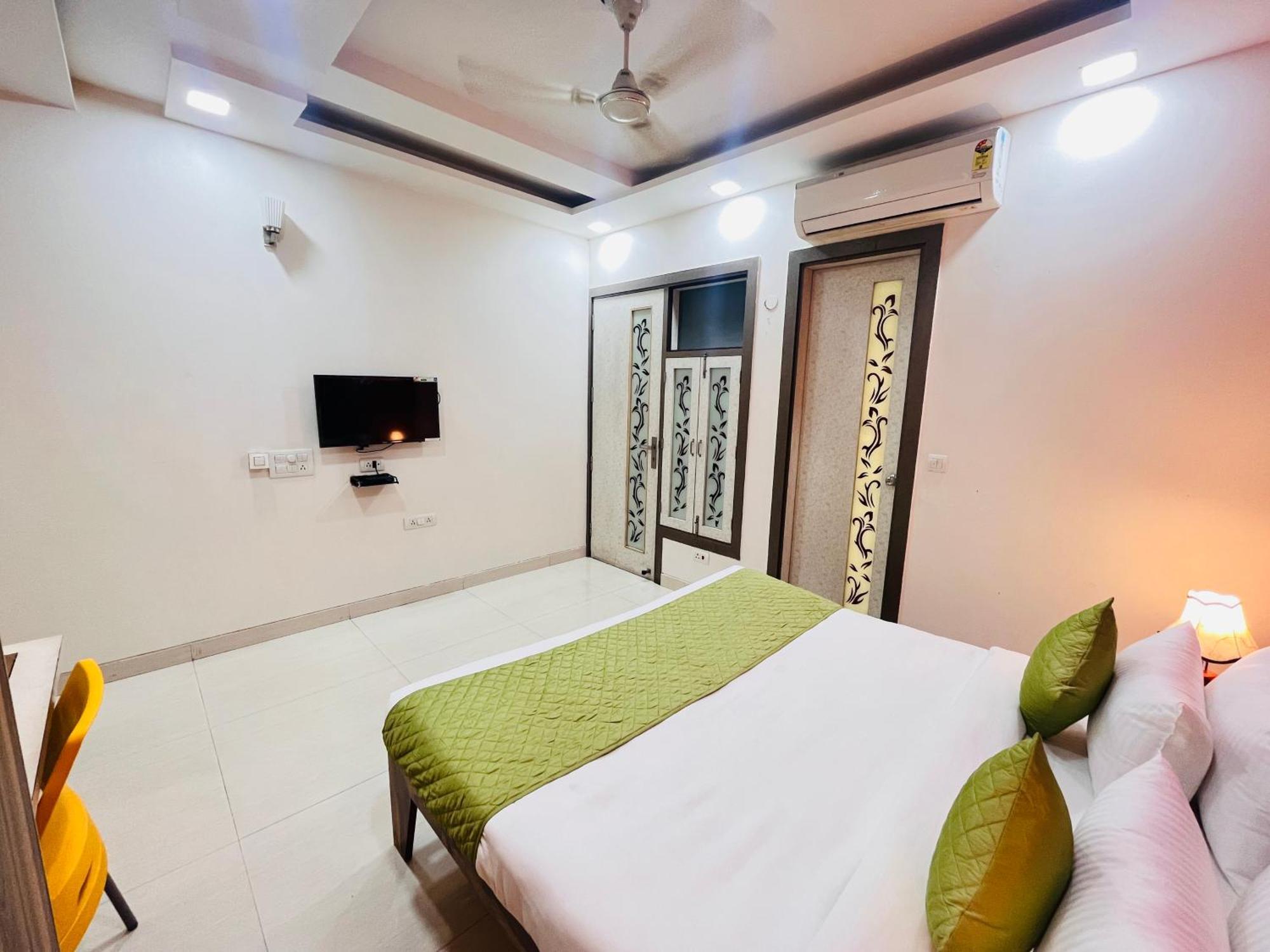 Hotel Park Pride Pitampura New Delhi, Couple Friendly Exterior foto