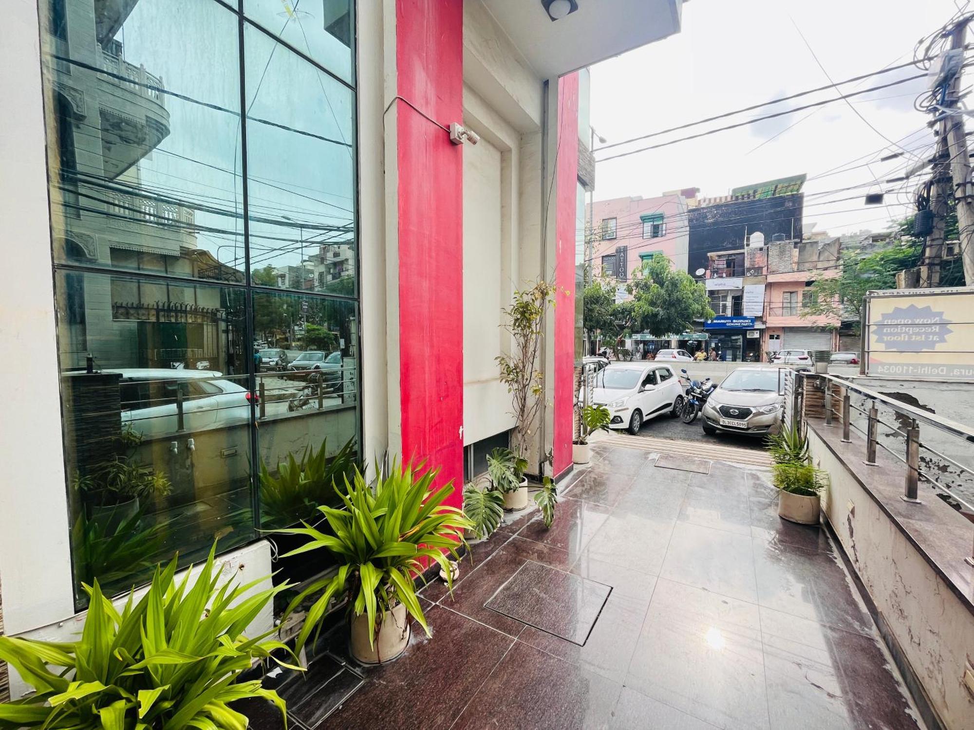 Hotel Park Pride Pitampura New Delhi, Couple Friendly Exterior foto
